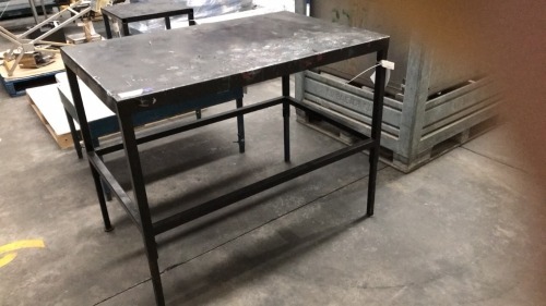 Stainless steel Fabricated work bench, height adjustable 
1120x720x900H