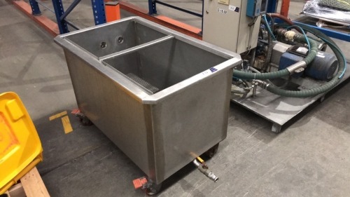 Stainless steel fabricated trough 4 wheels to base 
Bottom outlet with tap and camlok fitting
1100x680x740H