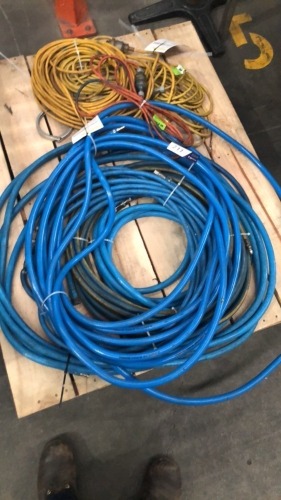 5 x assorted air hoses and 3 x 240volt extension leads