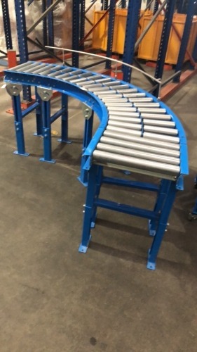 90 degree curve roller conveyor section
2200 long 
Support rail to outer curve