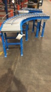 90 degree curve roller conveyor section
2200 long 
Support rail to outer curve - 3