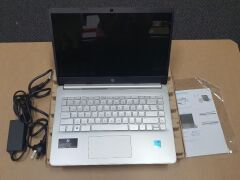 HP Laptop 14s-dq2536TU | SN: 5CD121J5HY | Intel Core i3 -1115G4 Processor/ 256GB Solid State Drive / 8GB Sodimm DDR4 - 2