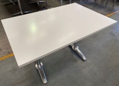 Quantity of 4 Cafe Tables