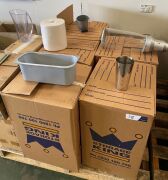 Large quantity of assorted Cafe Tableware