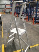 Bailey Aluminium 3 Step Platform Ladder, Platform height: 850mm, Overall height: 1870mm - 2