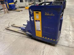 Stocklin Low Lift Forklift, Model EFP200sp, Load Capacity 2ton, Year 2001, With Charge Unit - 3