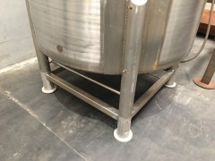 1300 Ltr Stainless Steel Water Tank & Top Mount Agitator, tank size: 1200mm Dia x 1200mm H incl Stand - 4