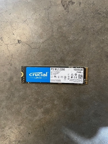 Crucial 1000gb NVMe M.2 SOLID STATE DRIVE P2 x2