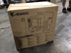 AORUS C300 GLASS ATX MID-TOWER PC CASE - 2