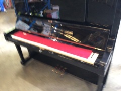 Yamaha UX3 Upright Piano - 3