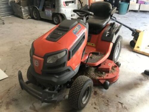 2011 Husqvarna Ride on Mower, Model: GTH 3052TF, Petrol