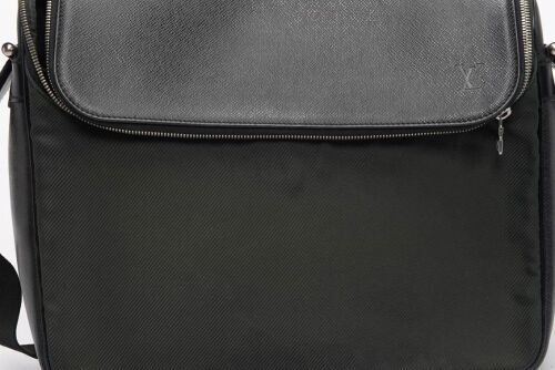 Louis Vuitton Ardoise Taiga Taimyr Messenger Bag