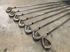 Quantity of 7 x TaylorMade Sim2 Golf Irons, RH, P, 9, 8, 7, 6, 5, 4, 3 - 2