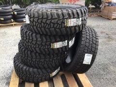 4 x Mickey Thomson Baja boss tyres Lt285/70r17 and 2 x MTE 258/45R22. Please refer to images of items. - 4