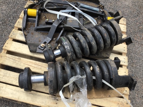 Pair of truck springs and hitch. Please refer to images of items.