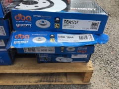 Box of Street Series disc brake rotors and Hella Pagid brake systems. Please refer to images of items. - 3