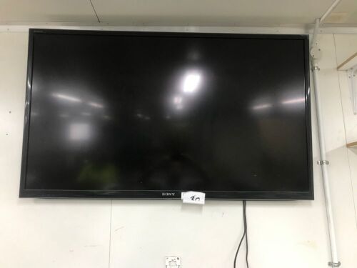 Sony Television Wall Mount, Model: KDL60XE460, Serial No: 6195041
