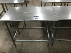 Quantity of 4 Packing Tables