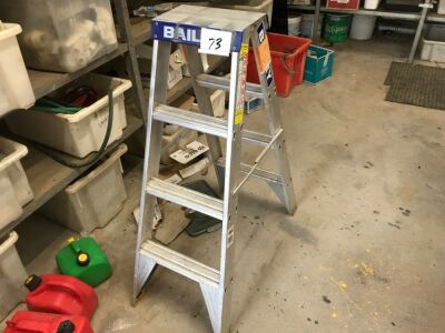 Bailey Aluminium Step Ladder, 1200mm