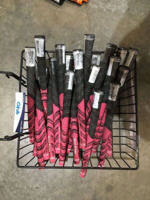 Quantity of 30 x Golf Pride Golf Grips only, Pink/Black