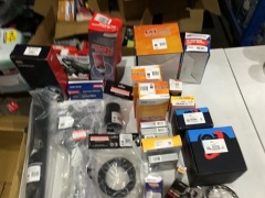 Box of steering rack boot kits, pump, hub assembly, ignition lead sets air/fuel sensors etc. Please refer to images of items. - 2