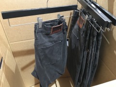 Quantity of 4 x Travis Mathew Legacy Jeans, sizes: 32, 34, 36