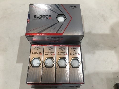 Quantity of 11 x packs of 12 Callaway Chrome Soft X L5 Golf Balls Low Spin (132 balls in total)