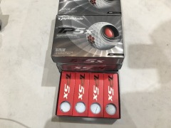 Quantity of 7 x packs of 12 Taylormade TP5X Golf Balls