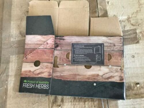 Plastic Produce Punnet, approx 40 boxes on pallet, 600pcs per box