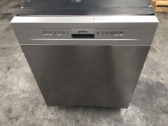 Smeg 600mm Built-In Dishwasher DWAU6214X2 - 3