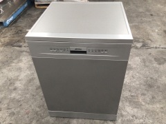 Smeg DWA6214S2 Freestanding Dishwasher - 4