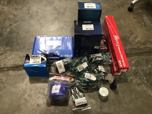 Box of harmonic balancer removal and installation kit, shock absorbers heater taps etc. Please refer to images of items. 