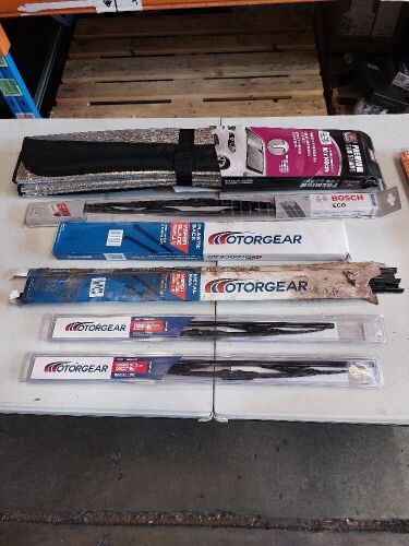 Box of assorted windscreen wiper blade sets, including Motorgear, Trico, Bosch Eco - refer to pictures for model numbers, Permaseal rocker cover sets, manifold gasket, oil pan set, rocker cover kit - Please refer to images of items.