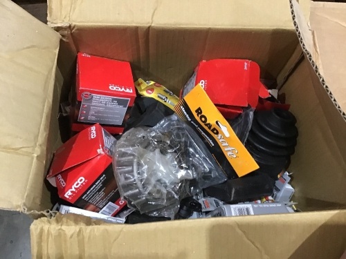 Box of spark plugs, oil filters, wheel bearings, steering and suspension. Please refer to images of items.