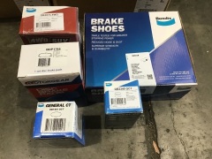 Box of brake shoes and brake disc. Please refer to images of items. - 2