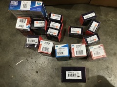 Box of brake disc pads etc. Please refer to images of items. - 2