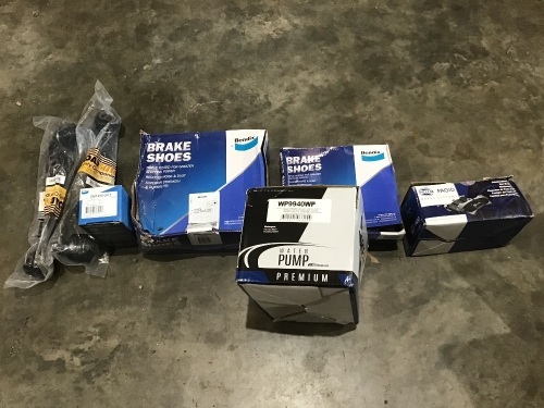 Box of brake shoes, water pump, brake disc, etc. Please refer to images of items.