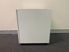 3 Drawer Mobile Pedestal - 4