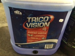 Box of gear oil, diesel and windscreen washer (Penrite, Trico). Please refer to images of items. - 4