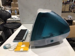Apple iMac G3 Desktop Computer in Bondi Blue, with Keyboard, Mouse, and Software Disk Pack, in Original Packaging - 4