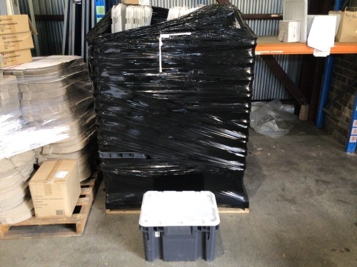 Pallet of Heavy Duty HDPE Plastic Tubs, Some with Lids, 515mm x 390mm x 305mm (External Measurements)