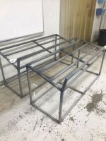 Quantity of 2 Packing Stands