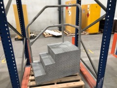 Aluminium fabricated machine access platform with railing - 2