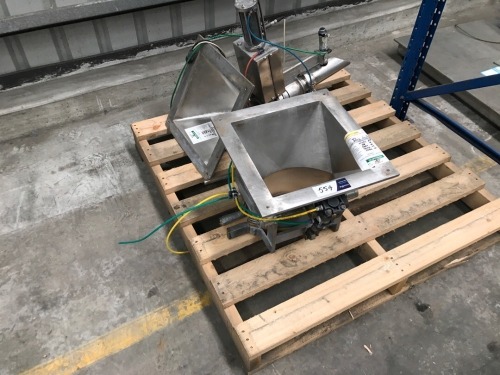 2 x Stainless steel packing chutes both top plates 420 x 420mm