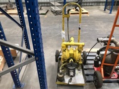 Diaphragm pump mounted on 2 wheel trolley - 3