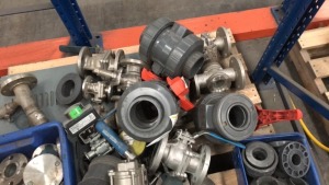 Assorted stainless steel and pvc valves various sizes, reduction couplings and blanking plates - 3