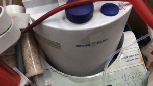 Mettler Toledo DL38 water titrator. Fast and powerful instrument for fast and precise water determination of samples - 3