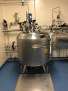 Manufacturing Room 2 Equipment comprising; Newpulse Systems Manufacturing Tank, 2 x Stainless Technology Mobile Holding Tanks and assorted componentry. - 2