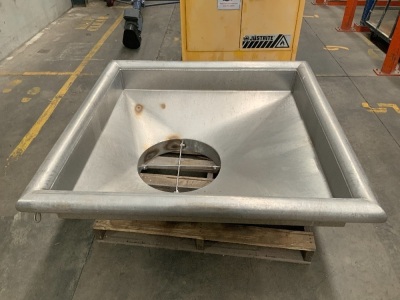 Stainless steel feed top approx 1500 square