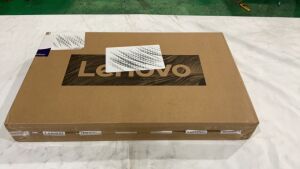 Lenovo Ideapad Slim 3 15.6-inch R7/8GB/512GB SSD Laptop 82KUD12MAU - 3